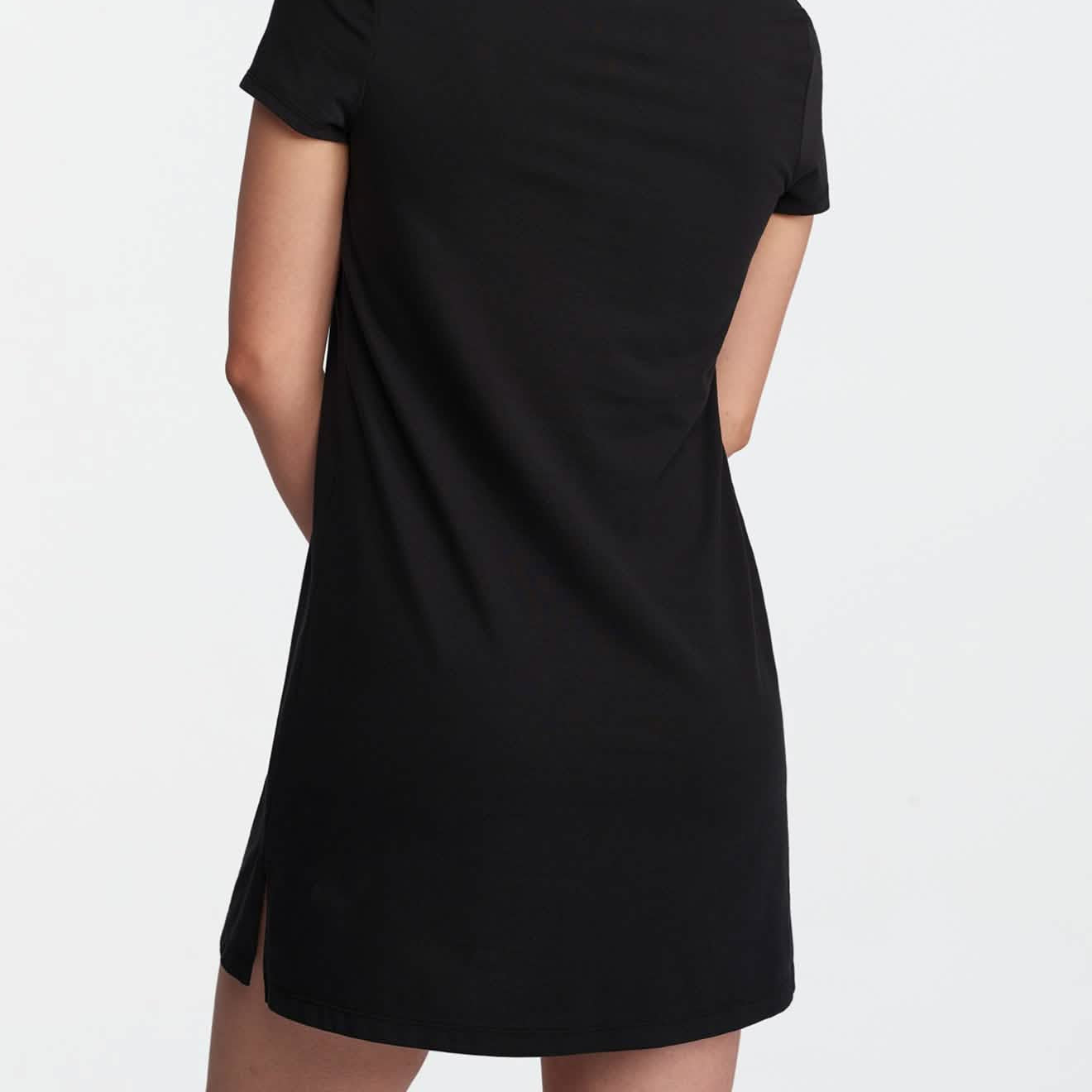 SOMÉ Eva Black Sleepshirt