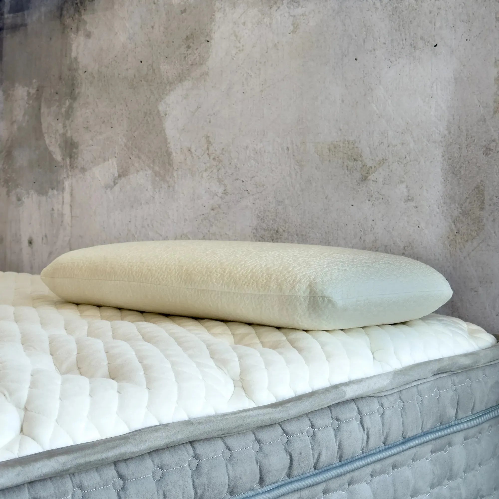 Tuul Latex Pillow at Dreams to Go