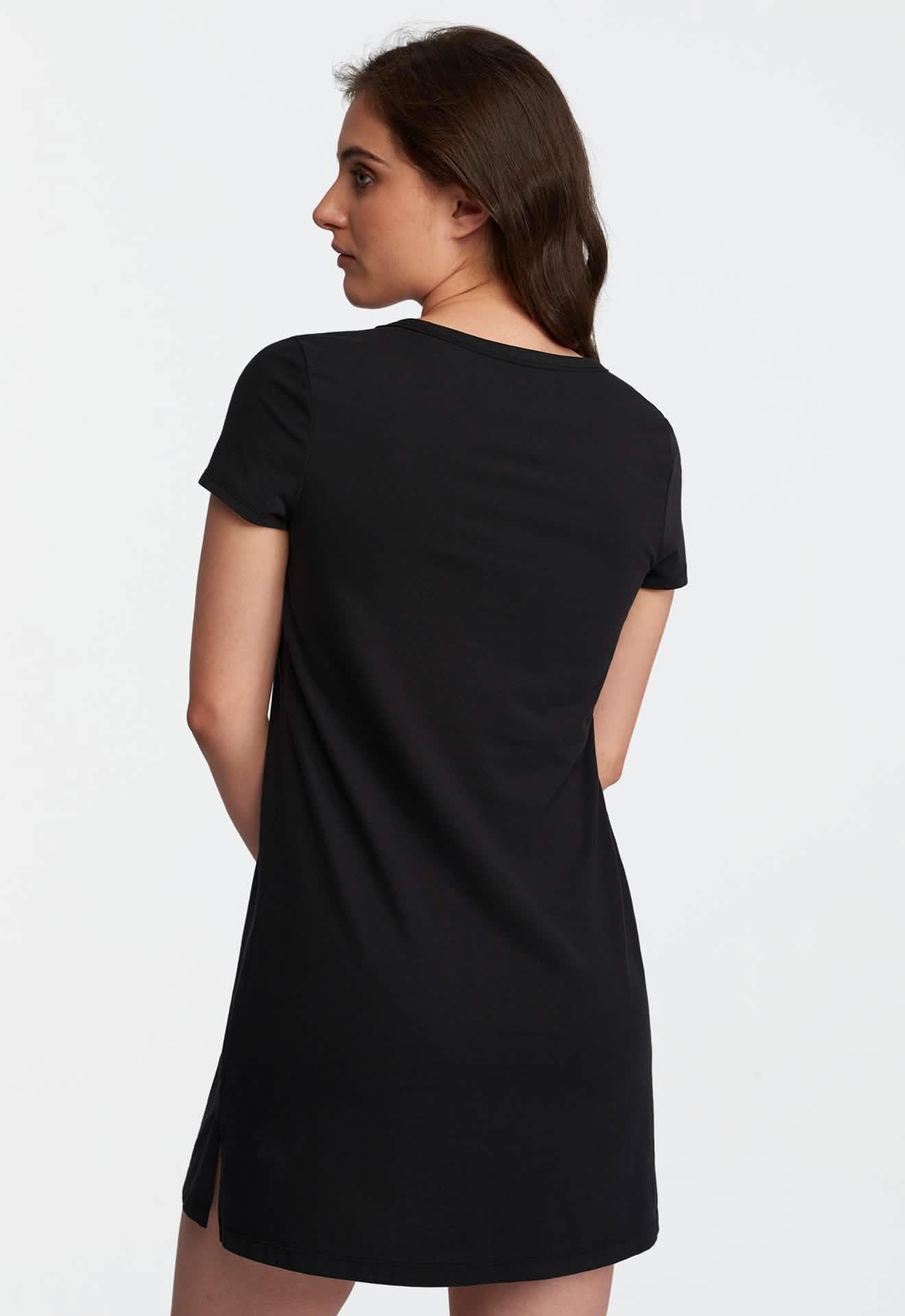 SOMÉ Eva Black Sleepshirt