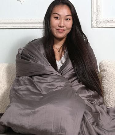 Hush Iced Weighted Blanket Sleeplessness